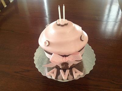 Giant cupcake - Cake by Mycakeworks