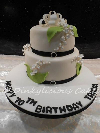 lily of the valley  - Cake by Dinkylicious Cakes