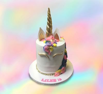 Unicorn Cake White - Cake by MsTreatz