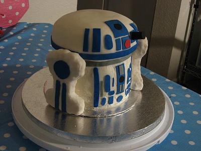 R2D2 Birthday Cake - Cake by Debi Fitzgerald