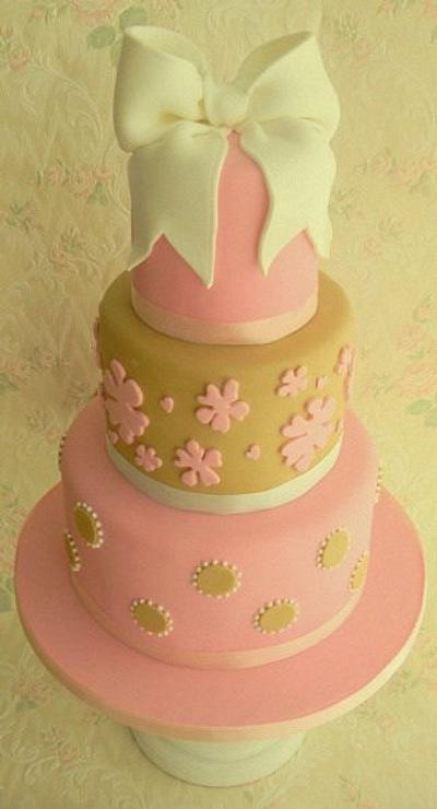 Bows and dots - Cake by onceuponatimecakes