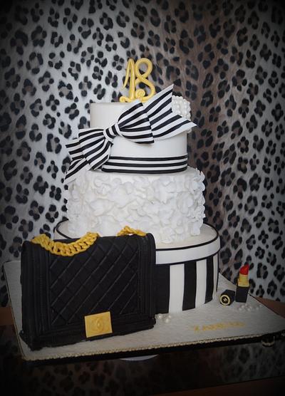 Black and White cake - Cake by Joanna