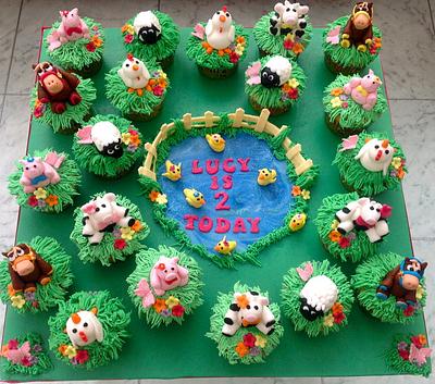 Farmyard cupcakes  - Cake by Yvonne Beesley