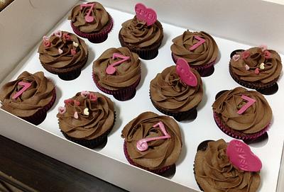 7th Birthday Chocolate Cupcakes - Cake by MariaStubbs