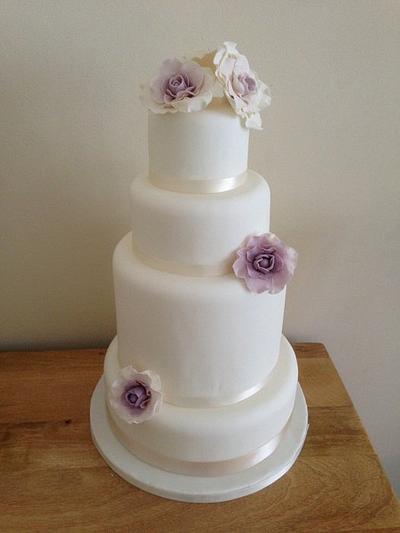 Vintage inspired rose wedding cake - Cake by Rebecca Letchford