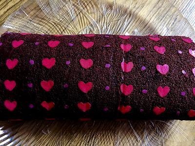 A sinfully delicious Heart pattered Swiss-roll - Cake by KirtiB
