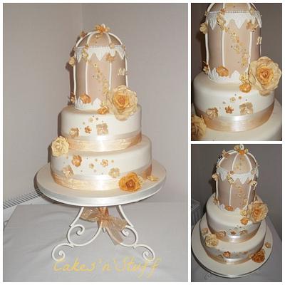 Birdcage wedding cake - Cake by Cakesnstuff