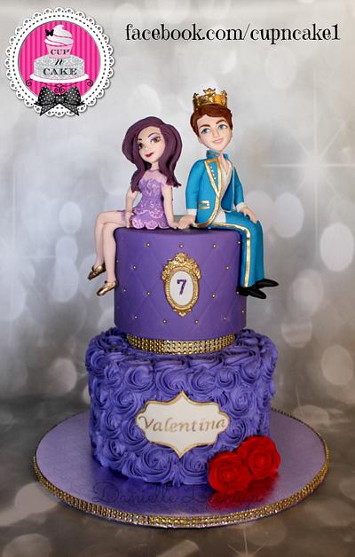 Disney decendants cake - Cake by Danielle Lechuga