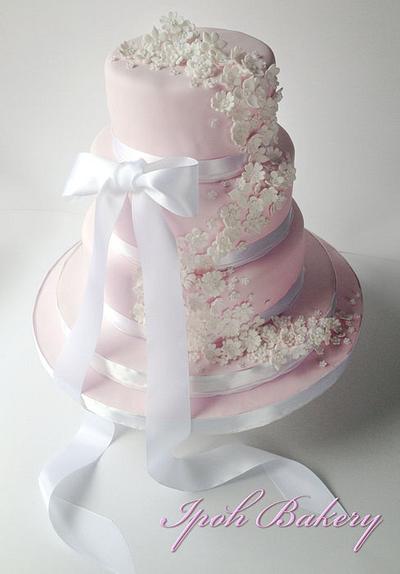 Pretty in Pink - Cake by William Tan