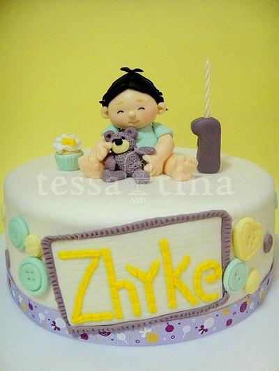 cutie - Cake by tessatinacakes