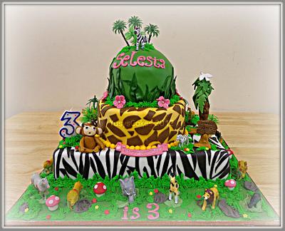 Jungle Cake  - Cake by Yusy Sriwindawati