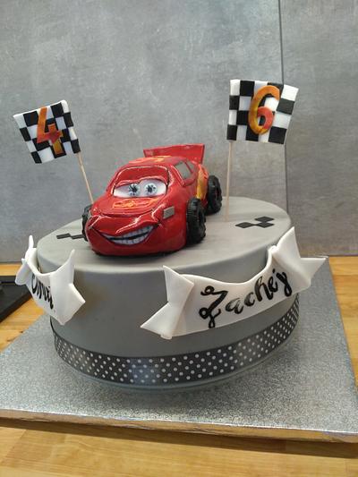 McQueen birthday cake - Cake by TinkaCakes
