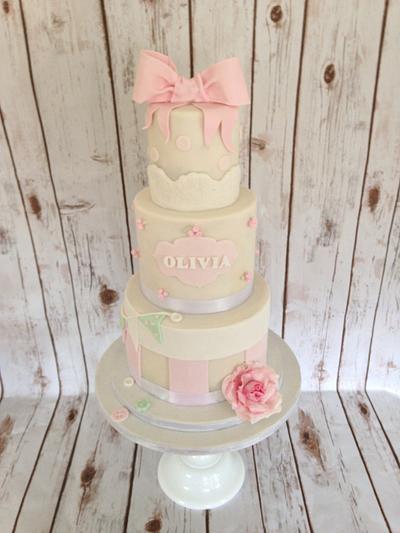 A vintage christening  - Cake by Lindsays Cupcakes 