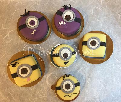 Mini cake minions - Cake by Donatella Bussacchetti