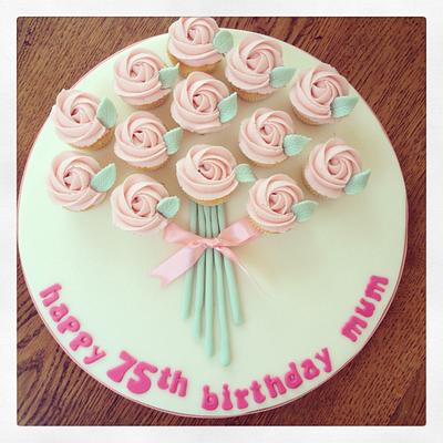 Cupcake bouquet - Cake by TLC