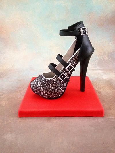 Sugar high heel shoe - Cake by Iris Rezoagli