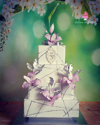 White, silver and lilac harmony - Cake by Gâteau de Luciné