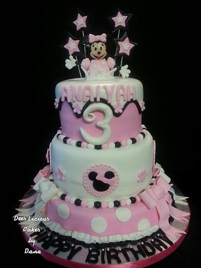 tiers of pink...Minnie Mouse - Cake by Dees'Licious Cakes by Dana