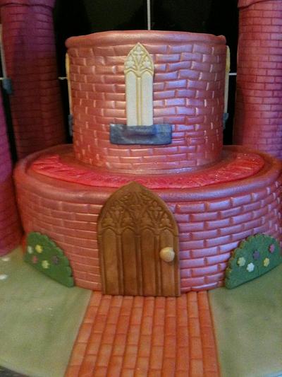 my first castle cake  - Cake by Shelly