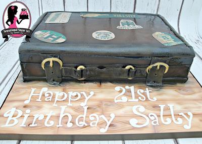 Vintage Suitcase Cake - Cake by Sensational Sugar Art by Sarah Lou