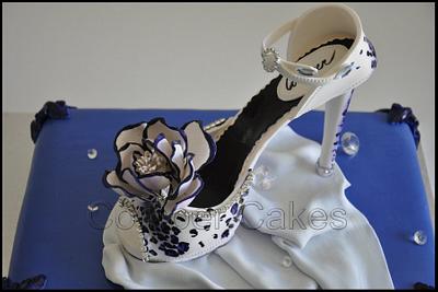 3 Dimensional Cakes  - Cake by Comper Cakes