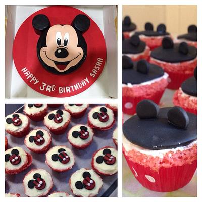 Mickey Mouse cake and mini cupcake - Cake by Natasha Allwood Cakes