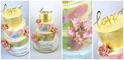wedding cake with 24 carat gold - Cake by EvelynsCake