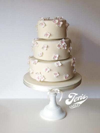 Hydrangea cake - Cake by Jen's Cakery