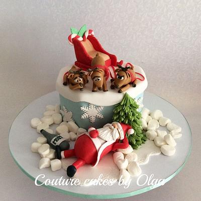 Santa & his deers cake - Cake by Couture cakes by Olga