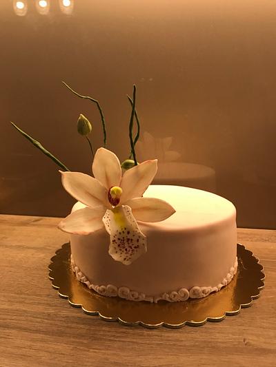 Cake orchidea cimbidium - Cake by SLADKOSTI S RADOSTÍ - SLADKÝ DORT 