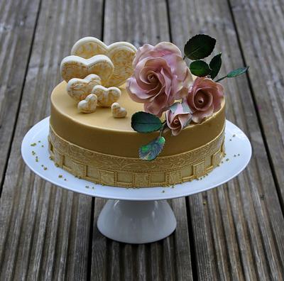 Golden wedding cake - Cake by Icing to Slicing