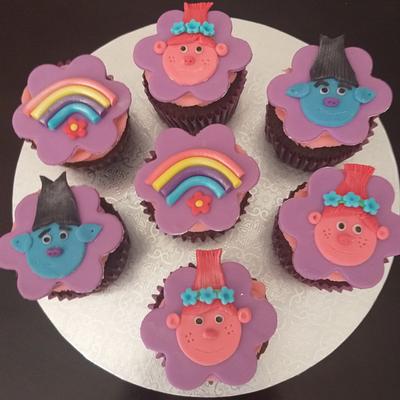 Trolls cupcakes  - Cake by Lamees Patel