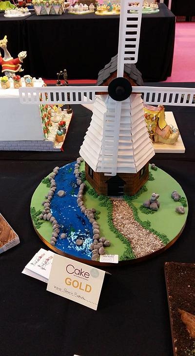 GOLD for my Windmill Cake - Cake by Putty Cakes