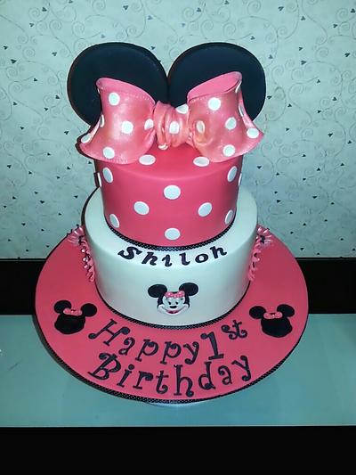 Minnie Mouse cake - Cake by The Custom Piece of Cake