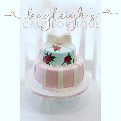 Vintage rose  - Cake by Kayleigh's cake boutique 