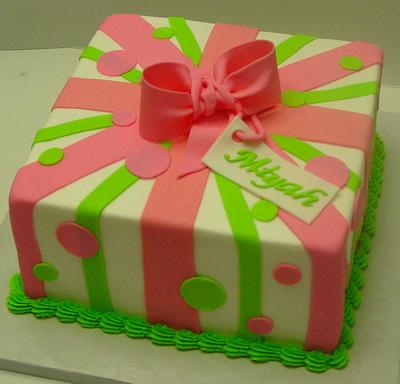 Miyah's Birthday Present - Cake by Stephanie Dill