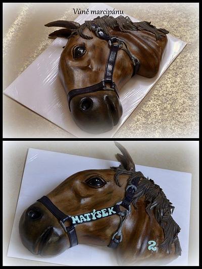 Horsehead - Cake by vunemarcipanu