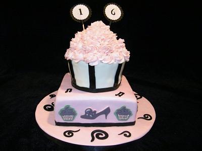 Sweet 16 - Cake by Rachel~Cakes