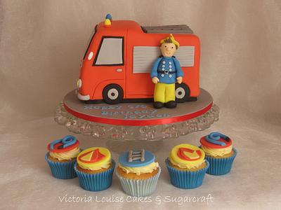 Fire Engine Cake - Cake by VictoriaLouiseCakes