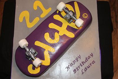 Skateboard Cake - Cake by Sue