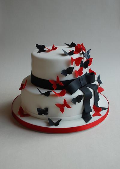 Butterflies - Cake by The Sweet Life Bakes