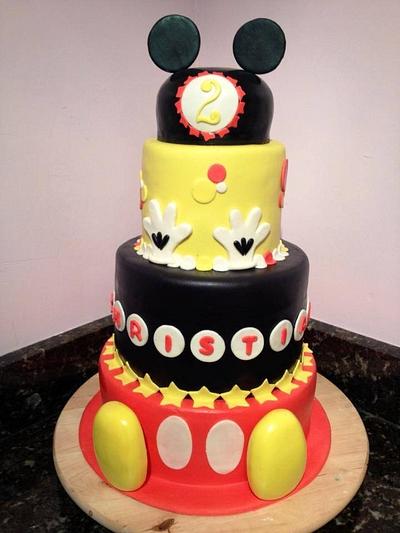 Mickey Birthday cake - Cake by Chrissa's Cakes