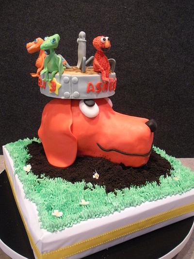 Clifford, Elmo, and Dinosaur Train - Cake by Fidanzos