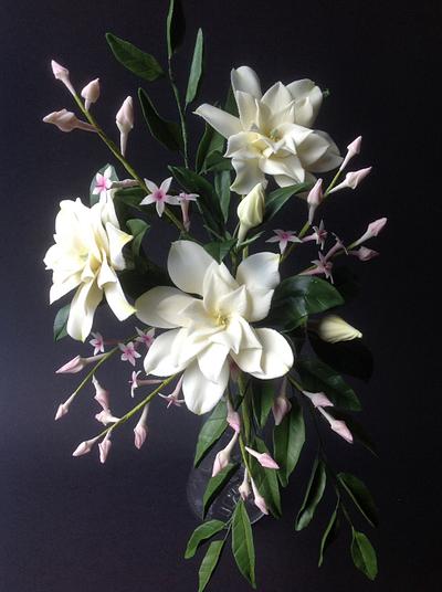 Gardenia Arrangement - Cake by Butterfly Cakes and Bakes