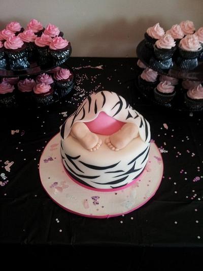 Baby Rump with Zebra Print - Cake by Carrie