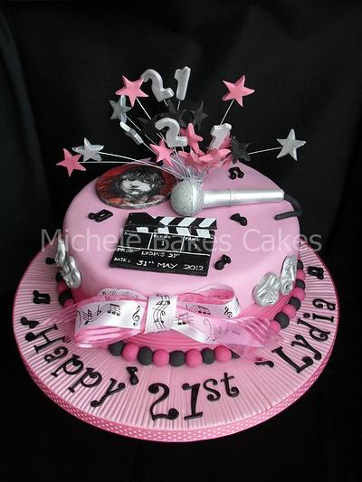 Music and Theatre Cake - Cake by MicheleBakesCakes