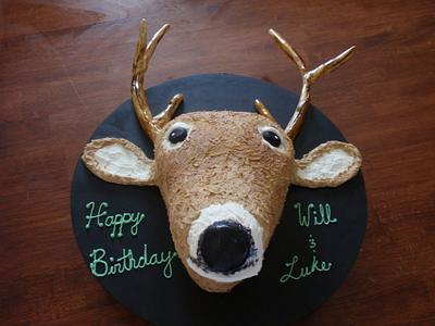 Deer Head - Cake by Dayna Robidoux