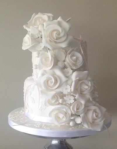 White Wedding cake, with just a touch of pink - Cake by Samantha's Cake Design