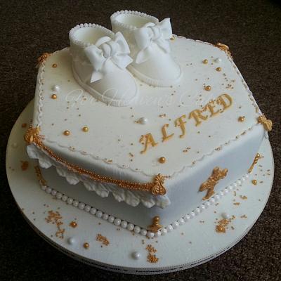 Ivory Lace and Gold Christening. - Cake by Bobbie-Anne Wright (For Heaven's Cake)