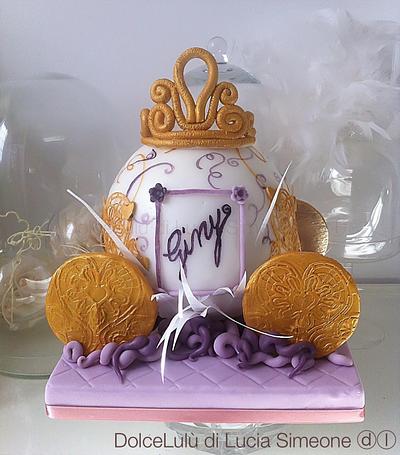 Princess, Sugar and wafer paper - Cake by Lucia Simeone
